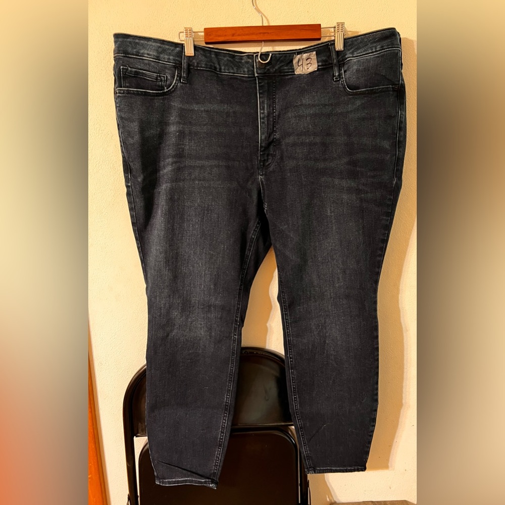 Women’s old navy rockstar super skinny jeans size 24